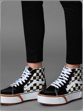 Vans Sk8-Hi Stacked 'Checkerboard' Platform Size 5.5W, 4M, 35EUR, 22cm